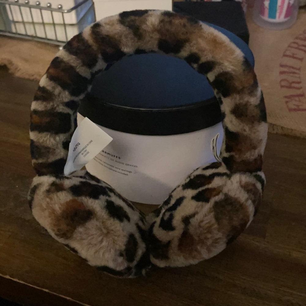 Ugg Women's Faux Fur Earmuff Leopard